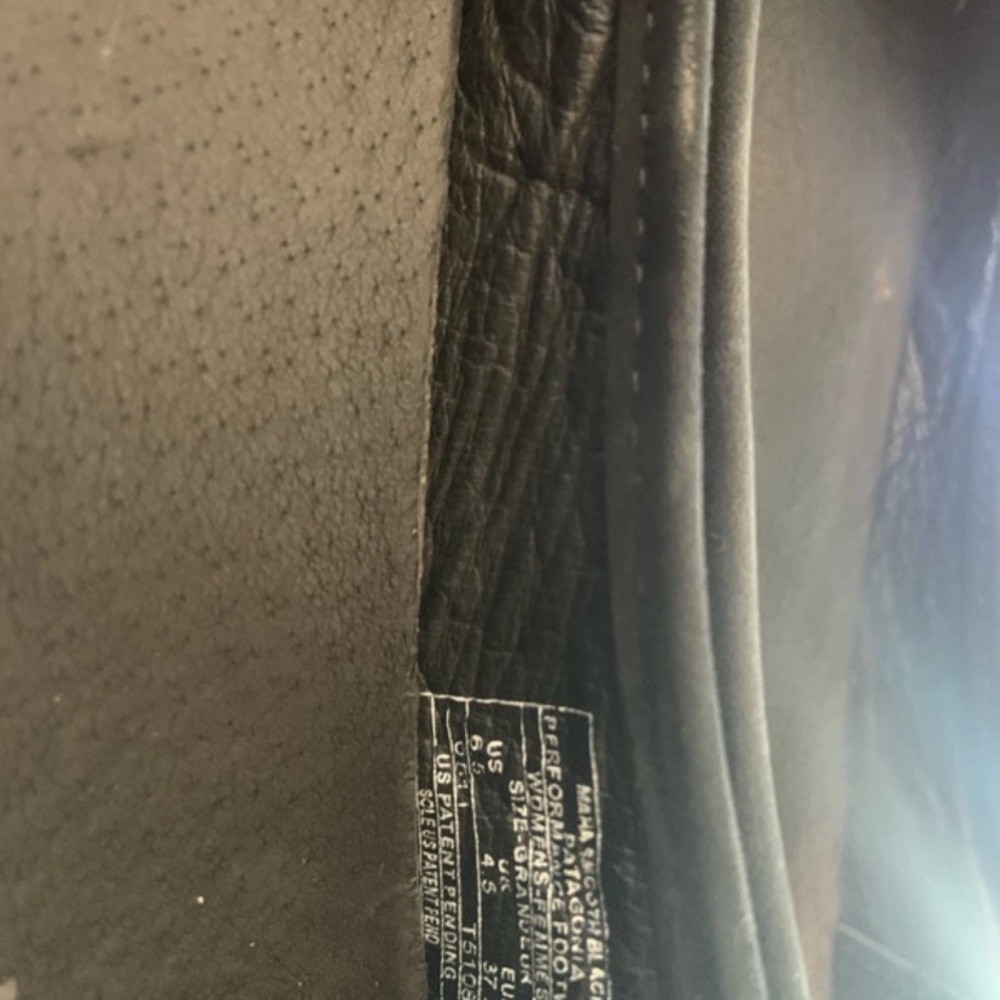 Patagonia Maha black suede flats excellent condition - Picture 7 of 7